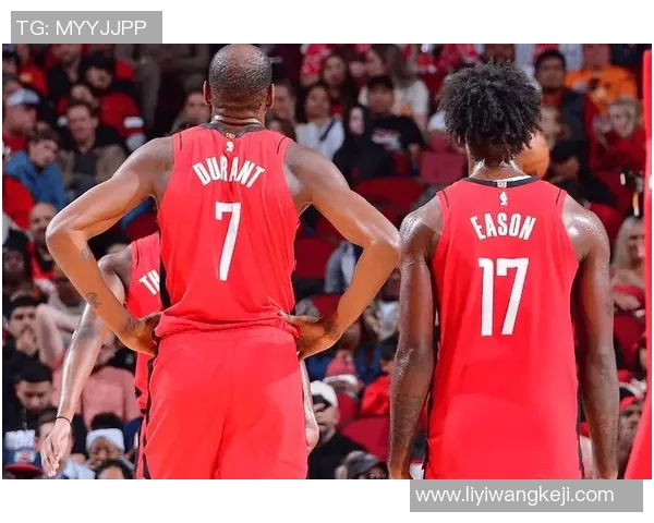 为了压价一错再错!火箭为什么不能够重用攻守兼备的锋线新星? 为了压价一错再错!火箭为什么不能够重用攻守兼备的锋线新星?