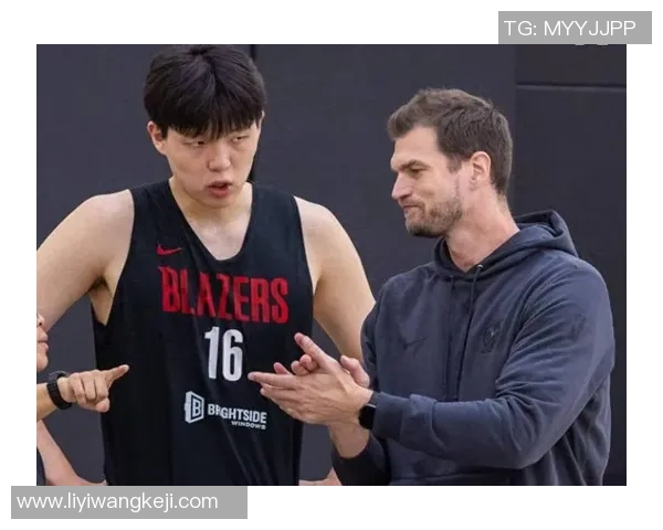 中午12点,斯普利特召回杨瀚森,格林支招,开拓者有望掀翻太阳 中午12点,斯普利特召回杨瀚森,格林支招,开拓者有望掀翻太阳