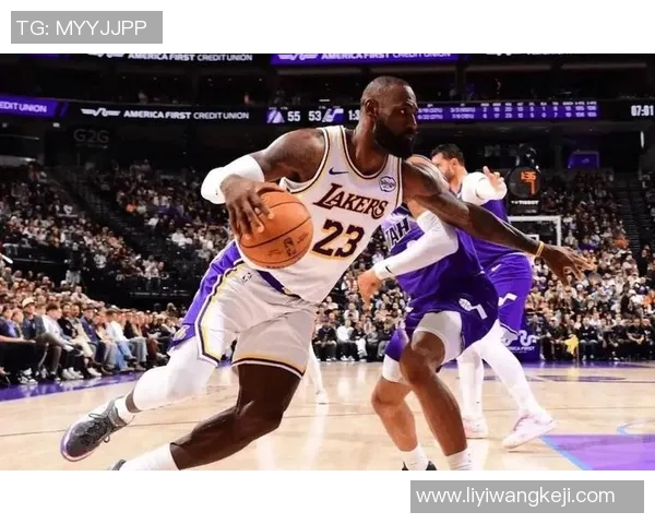 阿德尔曼：雷霆在西部独一档 我们湖人火箭马刺紧随其后